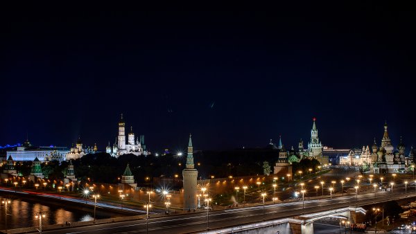 Вид на Кремль ночью