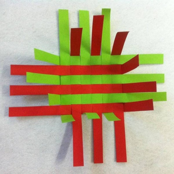 Корзины из бумажных полос