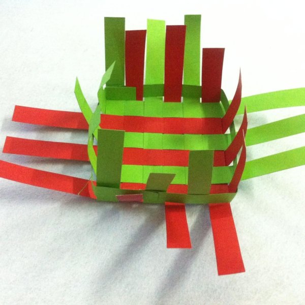 Корзины из бумажных полос