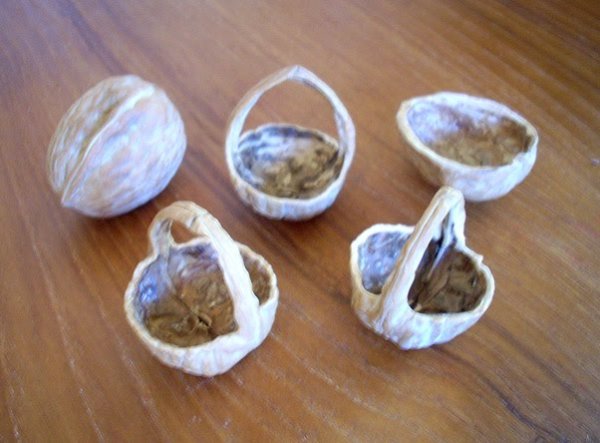 Поделки с орехами