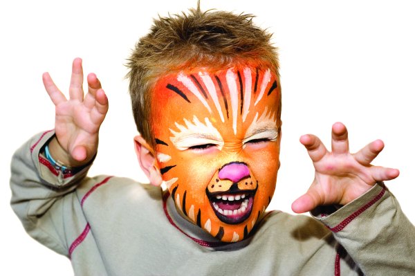 Аквагрим детский на белом фоне