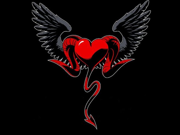 Черное сердце с крыльями