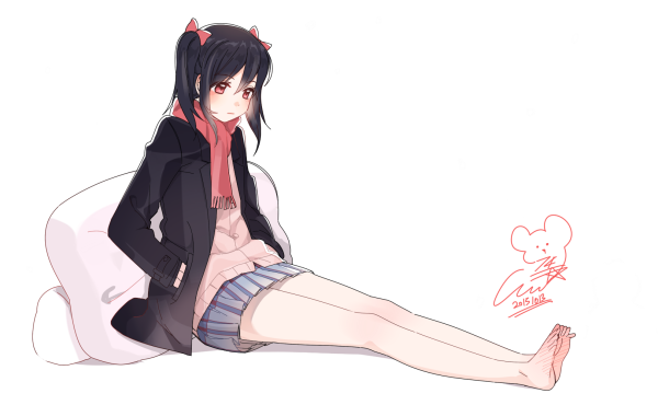 Аниме тян сидит