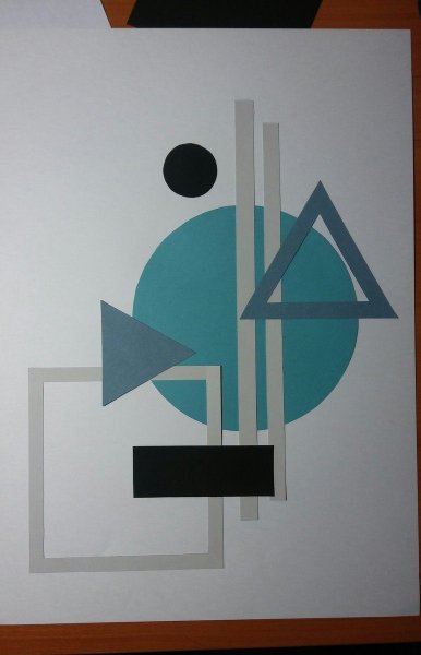 Композиция из геометрических фигу