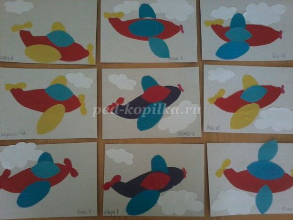 Аппликация на тему самолет в младшей группе