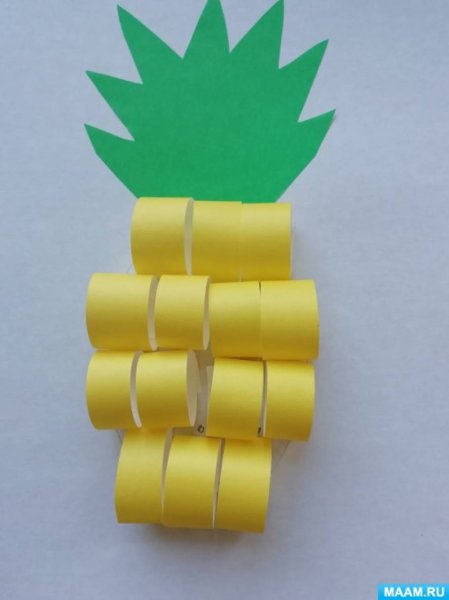 Аппликация из колечек бумаги