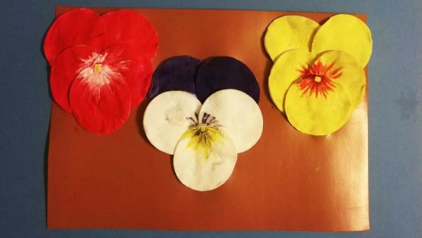 Аппликация Анютины глазки