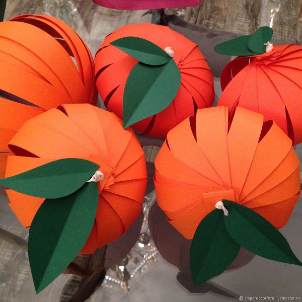 Мандарин из бумаги