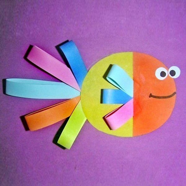 Аппликация из цветной бумаги