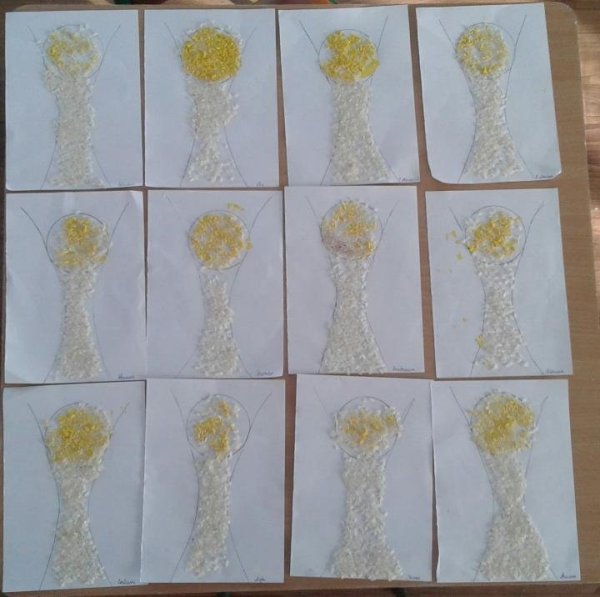 Поделка Байтерек из картона