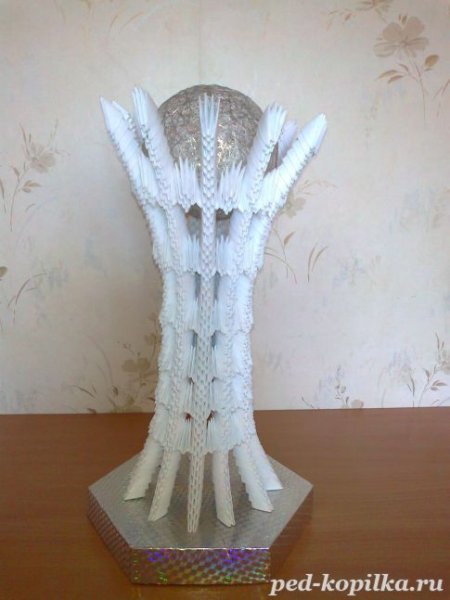 Байтерек поделки из бумаг