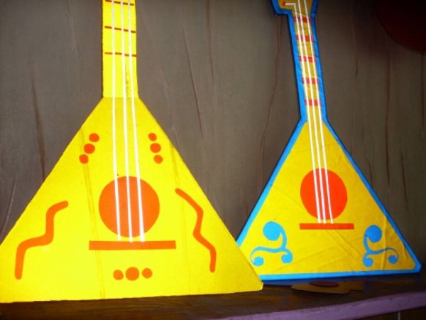 Балалайка своими руками для детского сада