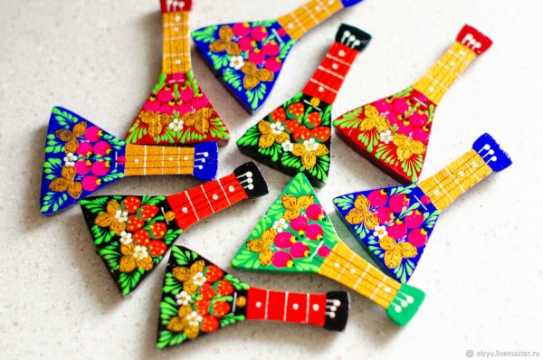 Балалайка поделка