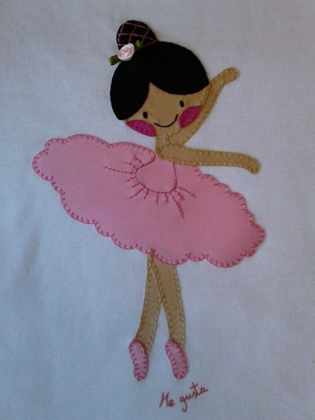 Аппликация на ткани девочка