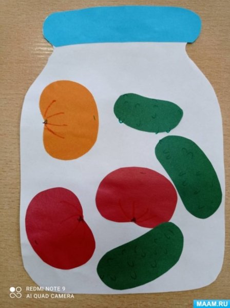 Средняя группа аппликация банка с соленьями