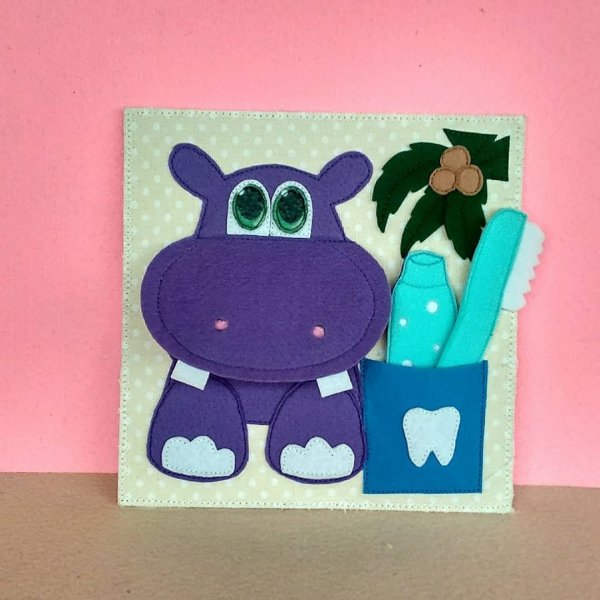 Страничка Бегемот в развивающей книжке