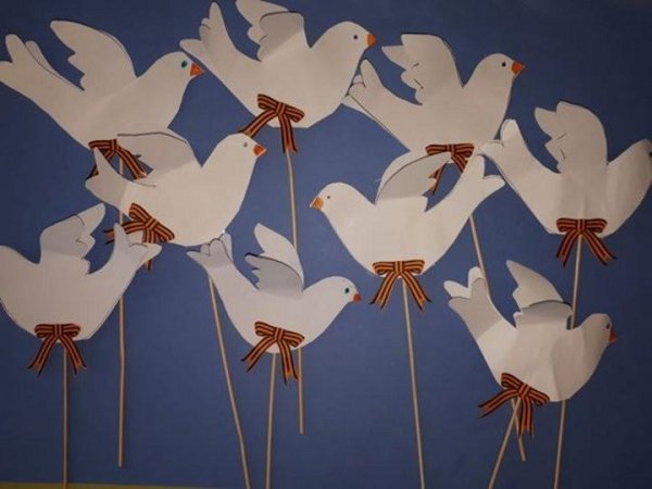 Голубь мира поделка