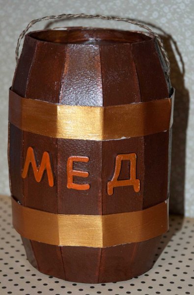 Бочонок из картона