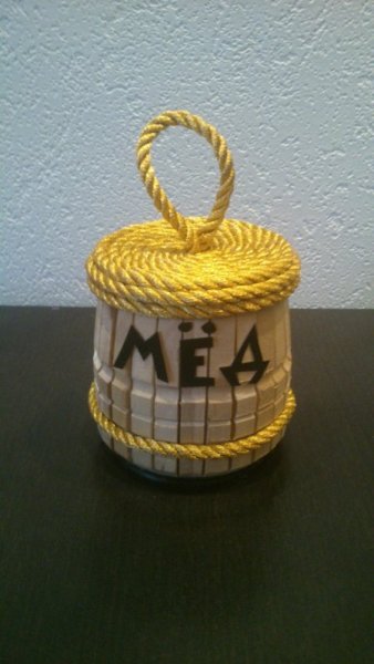 Бочонок меда из фетра