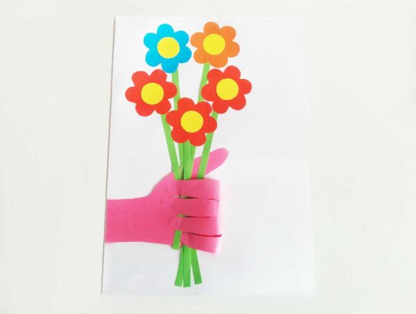 Аппликация подарок маме