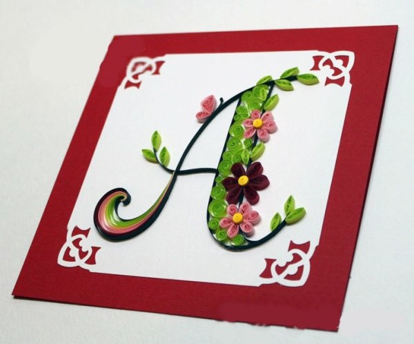 Буква в квиллинге