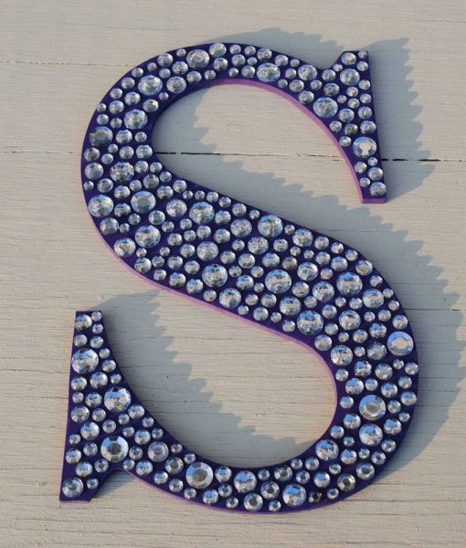 Украсить букву