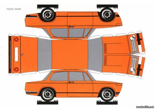 Модель ВАЗ 2107 из бумаги