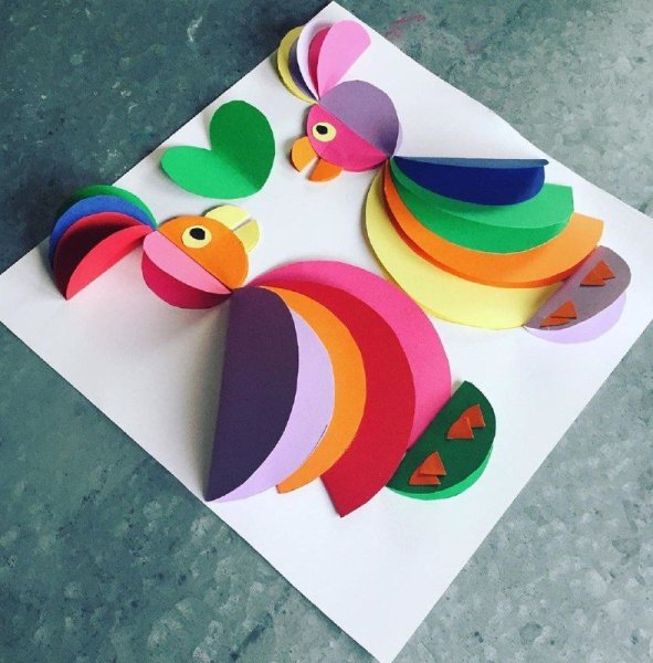 Аппликация из цветной бумаги