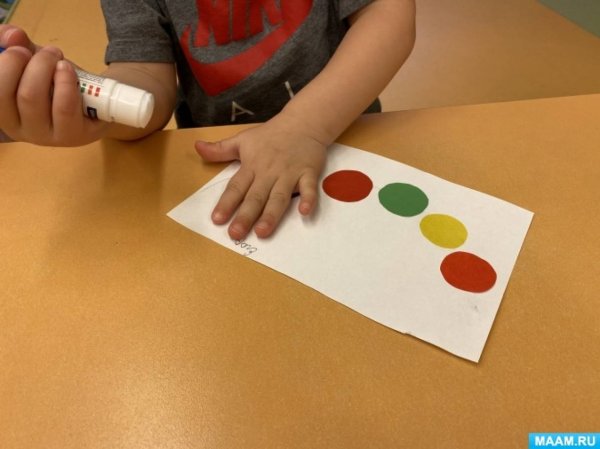 Аппликация бусы