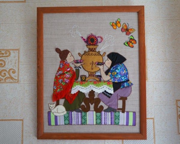 Кинусайга чаепитие у самовара