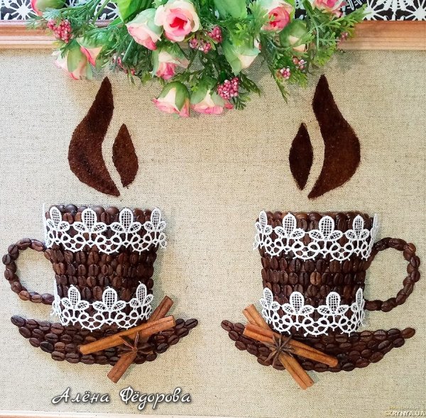 Панно из кофейных зерен Кружка