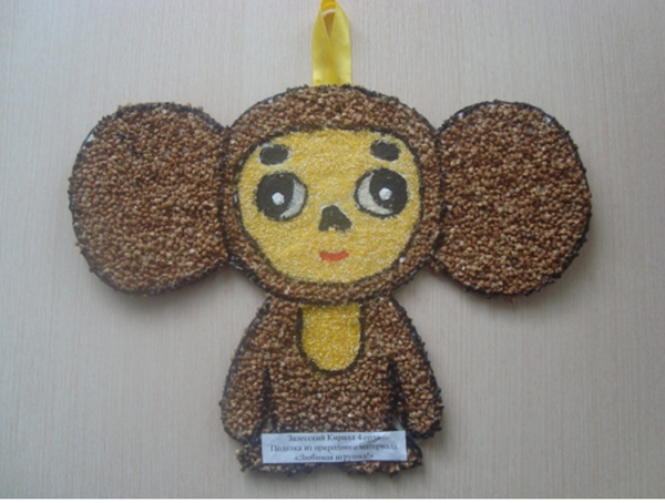 Аппликация из гречки