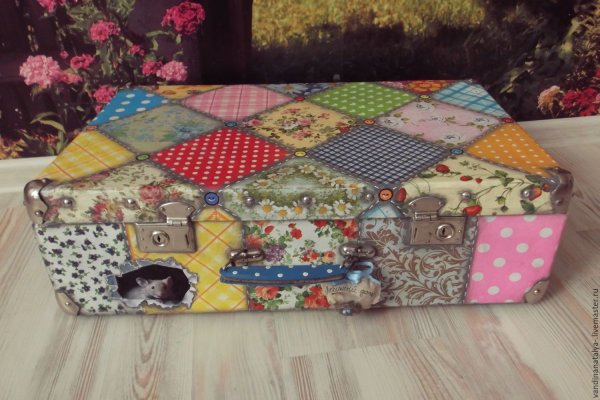 Сундук в стиле пэчворк