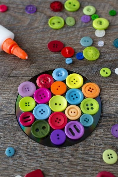 Поделки из пуговиц