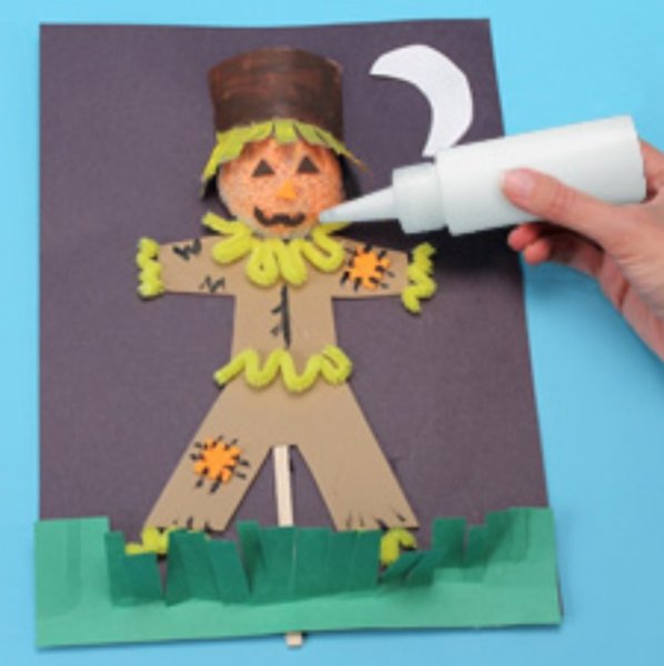 Аппликация из бумаги. Страшила