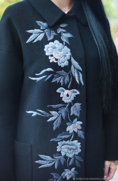 Ручная вышивка на пальто