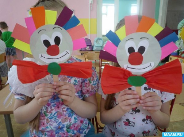 Поделки с дететьми на день смеха