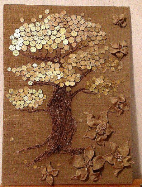 Дерево из монет