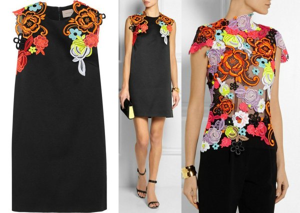 Платье с декором