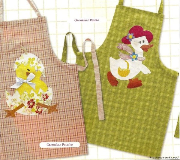 Фартук для кухни с аппликацией из ткани