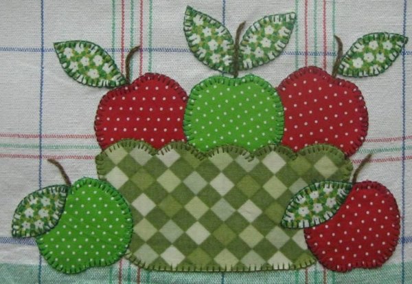 Лоскутная аппликация из ткани