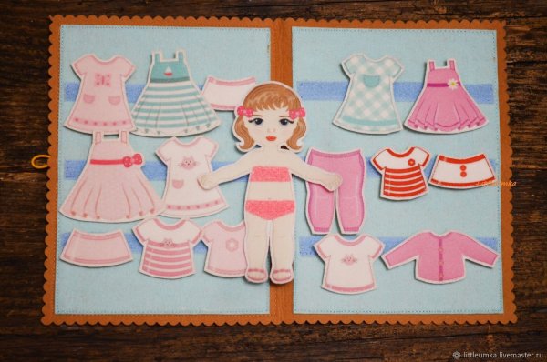 Кукла из фетра с одеждой на липучках