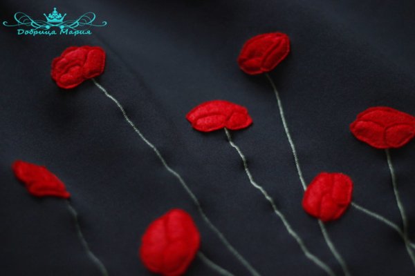 Аппликация маки на платье