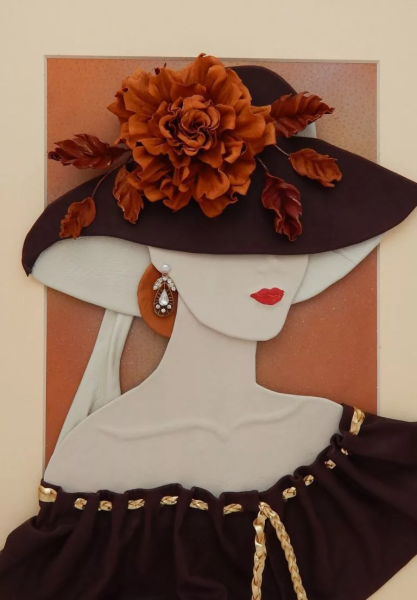 Панно из кожи