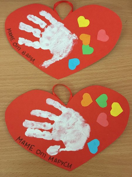 Подарок ко Дню матери средняя группа