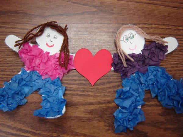 Поделка на тему Дружба своими руками