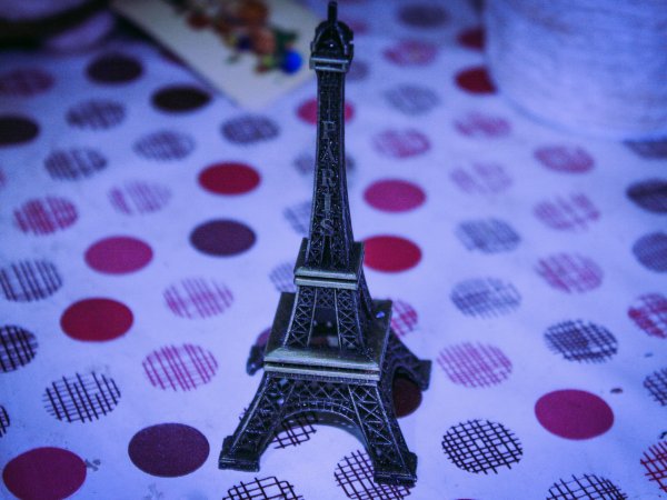 Эйфелева башня аппликация из ткани