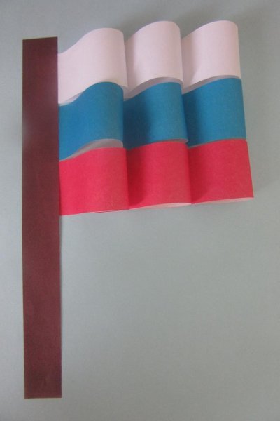 Поделка российский флаг