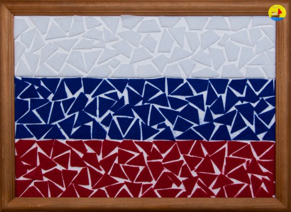 Аппликация на тему Россия