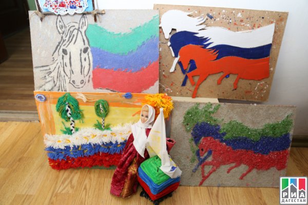 Поделки ко Дню Республики